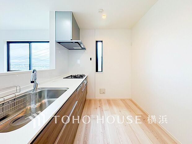 家族の健康を支えるキッチン。毎日使う場所だから気持よく使えて、居心地の良い空間に。