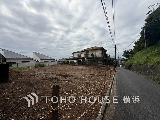 四季折々の変化を楽しめる心地よい場所となりそうなロケーションです。(2026年9月撮影)