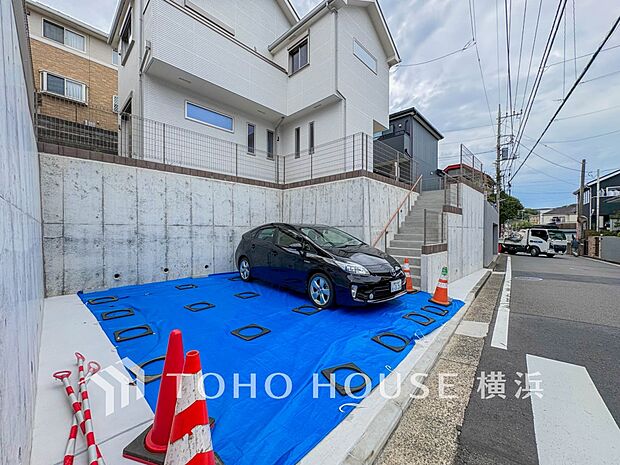 敷地内に駐車スペースがあると、日々の暮らしのをスムーズに運ぶ事が出来ます。