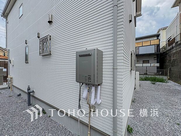 少ないガス量で効率よくお湯を沸かせる省エネ性の高い給湯器を完備。