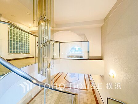 マンション内は清潔感があり、行き届いた管理体制がうかがえます。