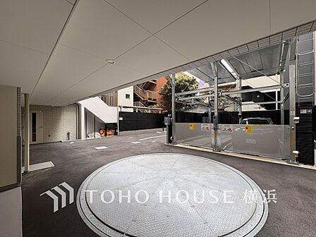 敷地内駐車場(空き状況はお問い合わせください)。
