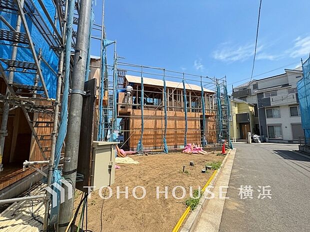 表現された空間は豊かな光と風を纏い、暮らしの時間を豊かにしてくれます。(2026年9月撮影)