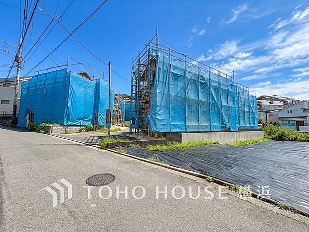 暖かな陽光と爽やかな風がハーモニーを奏でる上質な空間を愉しむ暮らし。(2026年9月撮影)