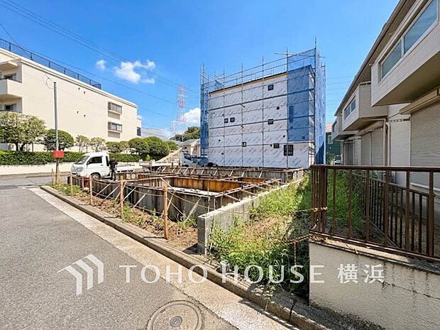 快適さや豊かさはもちろん、未来まで考えた家造りをテーマに建築されます。（2026年9月撮影）
