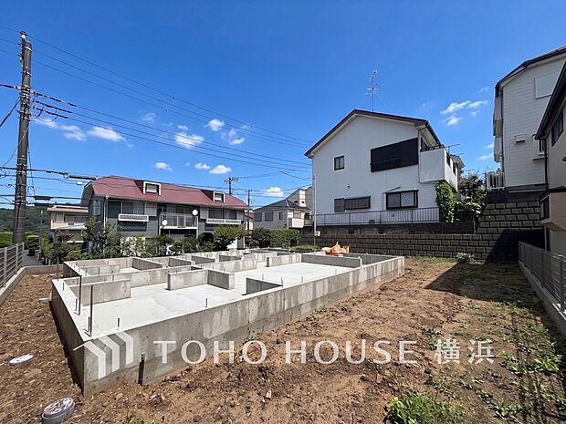 美しい街並みと穏やかな住環境でやすらぎの暮らしを叶えます。(2026年9月撮影)