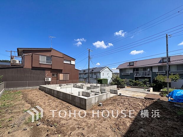 穏やかな住環境で子育てファミリーにもおすすめです。(2026年9月撮影)