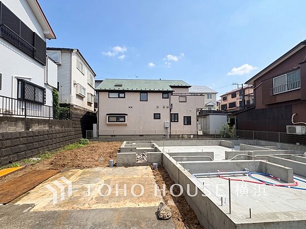美しい街並みと穏やかな住環境でやすらぎの暮らしを叶えます。(2026年9月撮影)