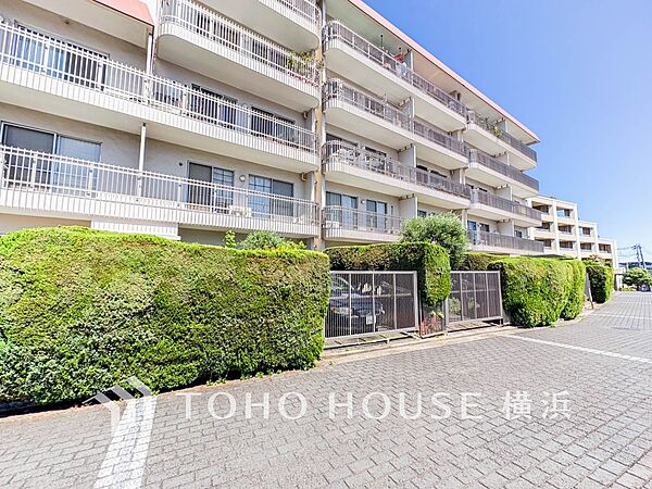 時間のゆとりと空間、爽やかな陽光がもたらす光と風を贅沢なまでに感じる暮らしが始まります。