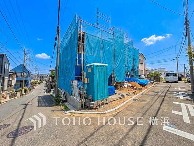 表現された空間は豊かな光と風を纏い、暮らしの時間を豊かにしてくれます。(2026年9月撮影)