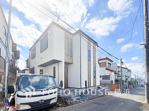 敷地内に駐車スペースがあると、日々の暮らしのをスムーズに運ぶ事が出来ます。