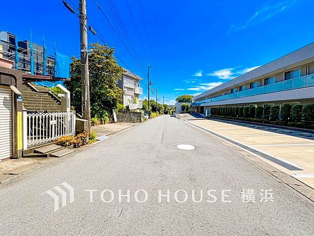 穏やかな住環境で子育てファミリーにもおすすめです。(2026年9月撮影)