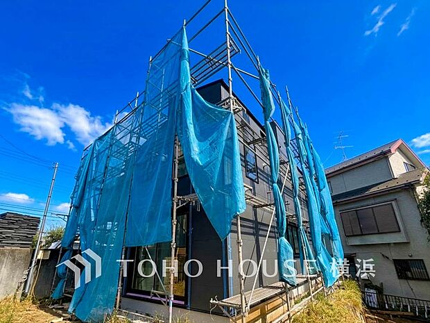 通風・採光にも優れ、心地よい光と風が溢れています。(2026年9月撮影)