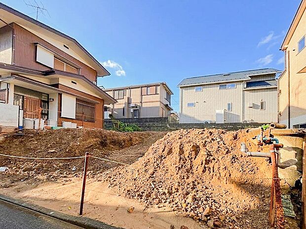 通風・採光にも優れ、心地よい光と風が溢れています。(2026年9月撮影)