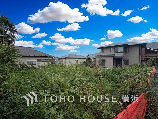 良質な環境に暮らす永住の邸がここに誕生します。(2026年9月撮影)
