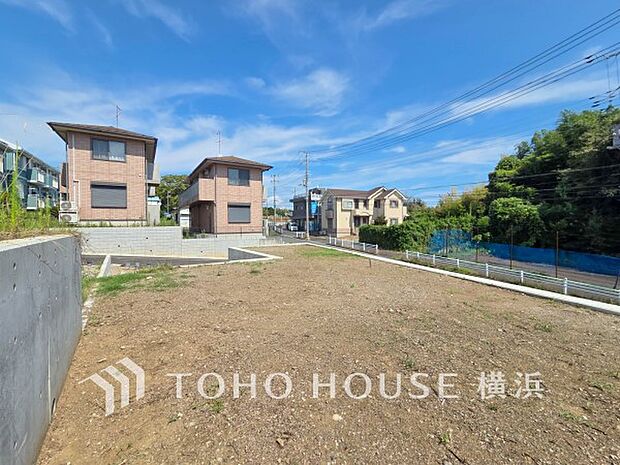 快適さや豊かさはもちろん、未来まで考えた家造りをテーマに建築されます。(2026年8月撮影)