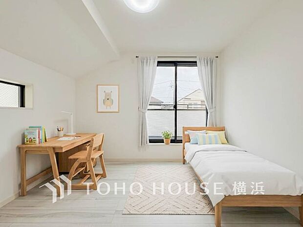 穏やかな寛ぎを届けるお部屋。※生成AIによるイメージです。家具・小物は販売価格に含まれません。