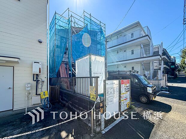 良質な環境に暮らす永住の邸がここに誕生します。(2026年10月撮影)