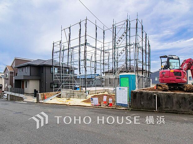 忙しく過ぎゆく日常を置き去るほど、ゆったりした時間が流れる住環境。(2026年10月撮影)