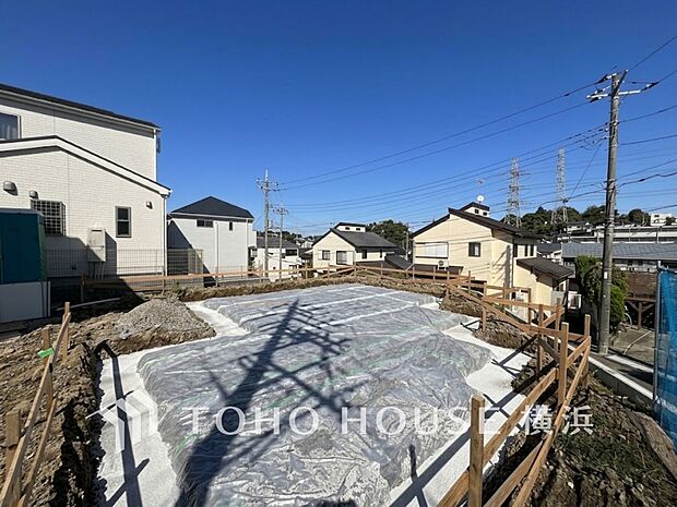 美しい街並みと穏やかな住環境でやすらぎの暮らしを叶えます。(2026年10月撮影)