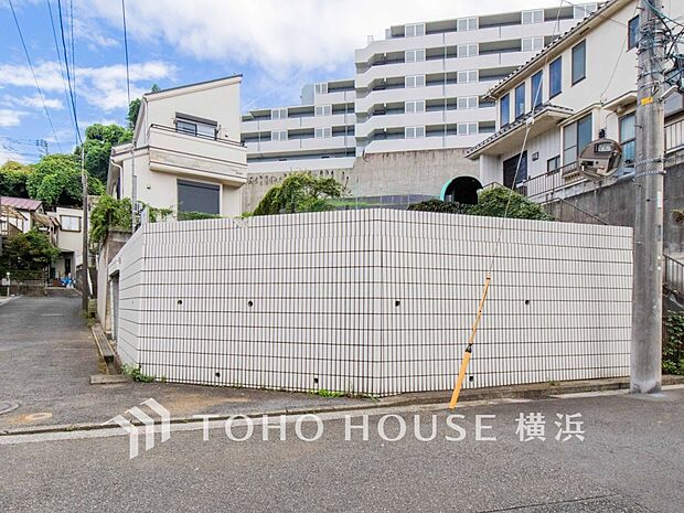 美しい街並みと穏やかな住環境でやすらぎの暮らしを叶えます。(2026年10月撮影)