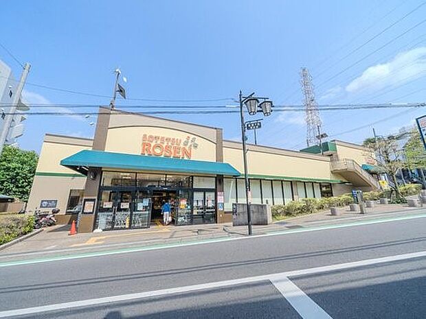 そうてつローゼン希望が丘店 450m 早朝から深夜まで営業のスーパーマーケット。毎日の食卓を飾る新鮮な食料品が揃います。