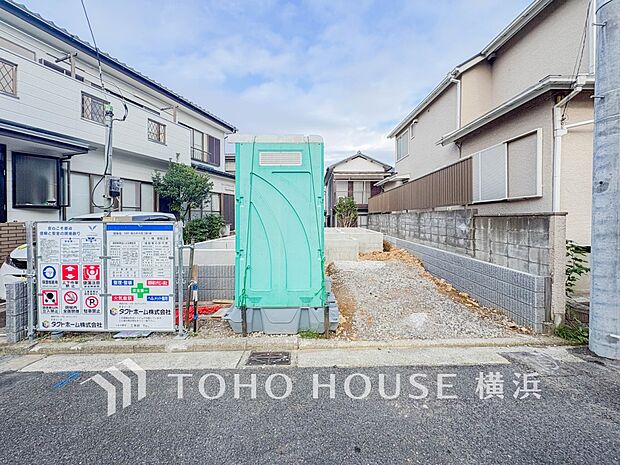 街と住まいが心地よい暮らしを演出します。（2026年10月撮影）