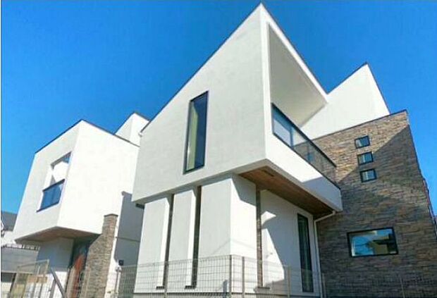 良質な環境に暮らす永住の邸がここに誕生。(パースはイメージのため実際と色柄が異なる場合があります)
