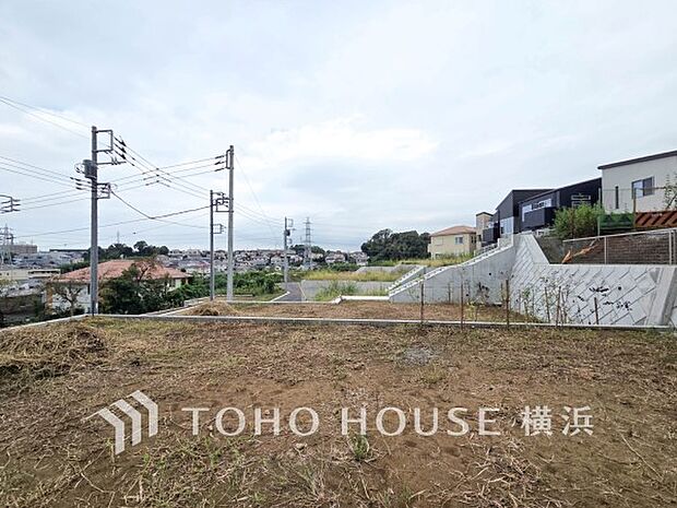 快適さや豊かさはもちろん、未来まで考えた家造りをテーマに建築されます。(2026年10月撮影)
