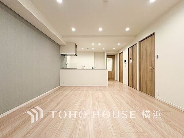 あたたかい日差しがたっぷり降り注ぐLDKは自然と家族の顔があかるい笑顔に。
