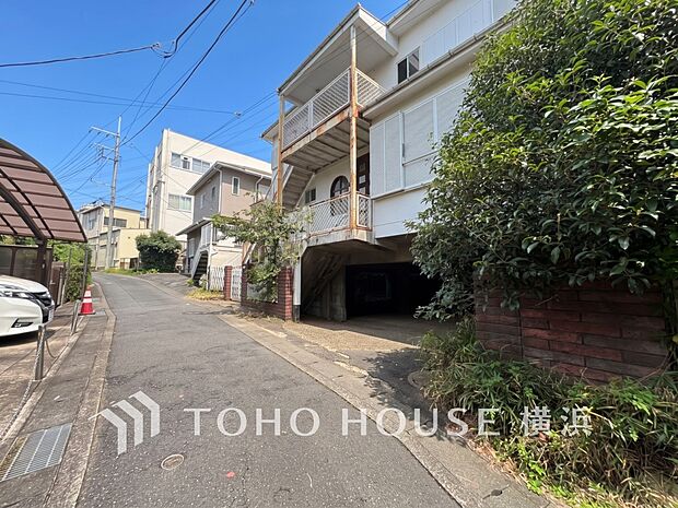良質な環境に暮らす永住の邸がここに誕生します。（2026年10月撮影）