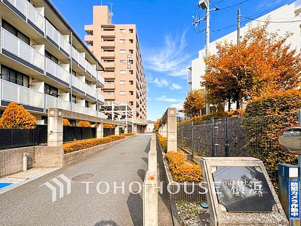 帰宅されるご家族や訪れる方を優しく迎え、安らぎに満ちた生活空間を予感させてくれます。