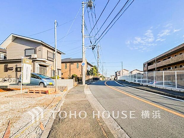 穏やかな住環境で子育てファミリーにもおすすめです。（2026年10月撮影）