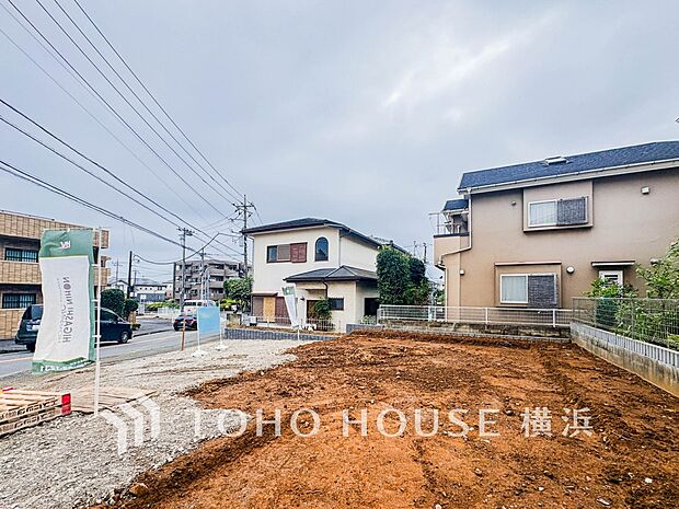 吹き渡る風が心地良い爽やかな住環境。是非一度現地をご覧ください。（2026年10月撮影）