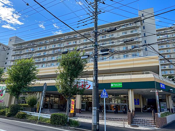 そうてつローゼン六ツ川店　750m　食卓を飾る新鮮な食料品が毎日揃います。家族の笑顔を思い浮かべながらお買い物も楽しいです。