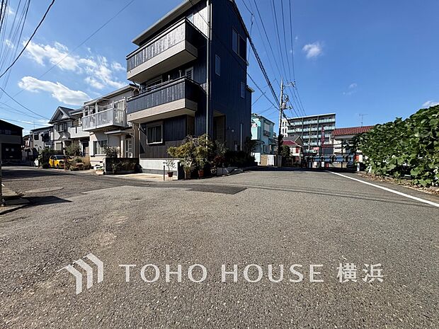 時間のゆとりと空間、爽やかな陽光がもたらす光と風を贅沢なまでに感じる暮らしが始まります。