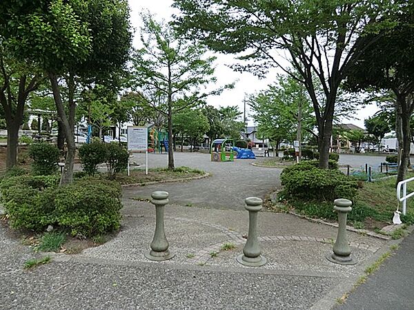 周辺を拡大表示