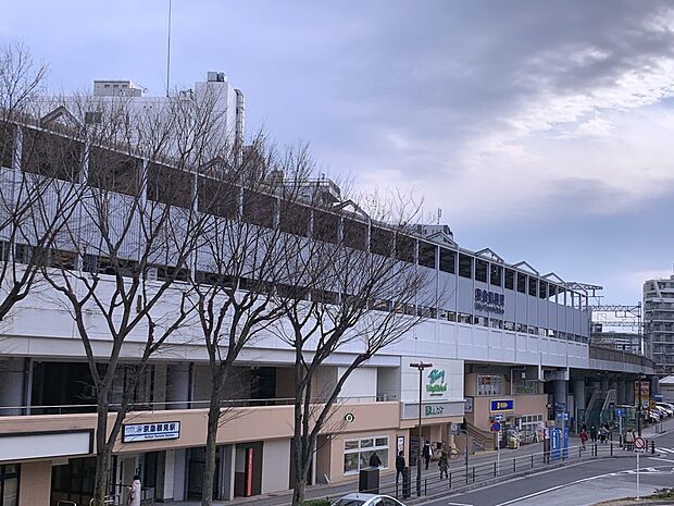 京浜急行線「鶴見」駅　960m　横浜駅までの所要時間は約11分。駅ビルCIAL鶴見はショッピングやグルメが楽しめます。 