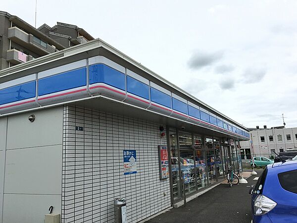 ローソン取手西二丁目店まで414m