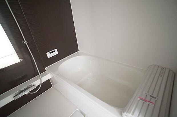 一日の疲れを癒す浴室。