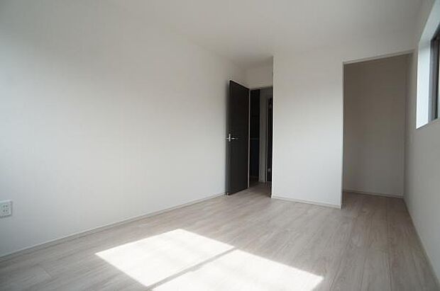 ＷＩＣ付き洋室8，4帖。