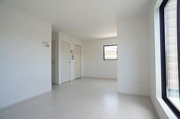 光と風が舞い込みます。