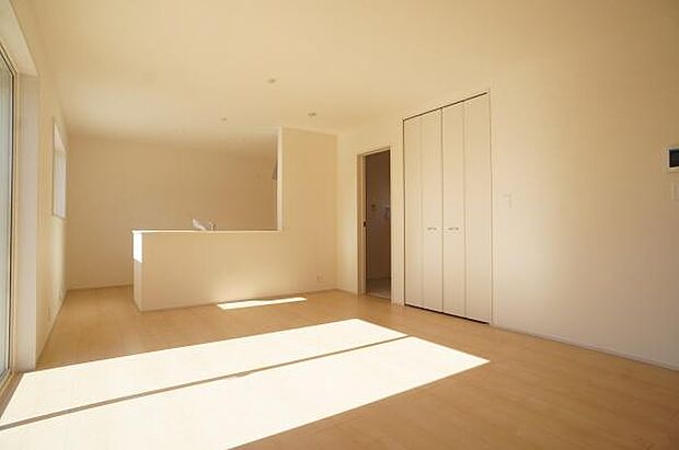 家事動線もスムーズな間取りです。