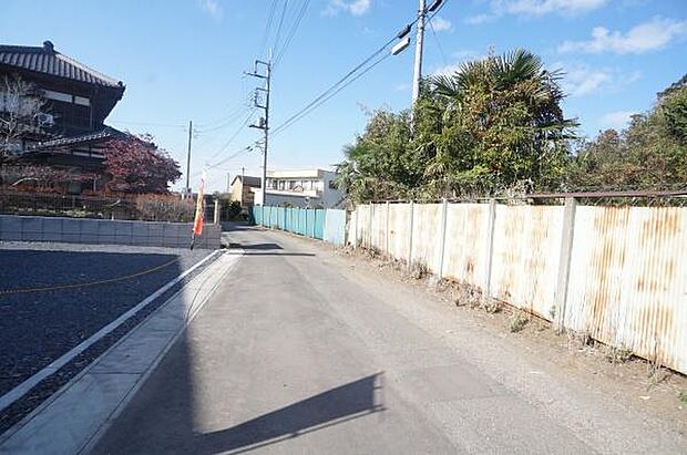 北側4ｍ公道に接道。