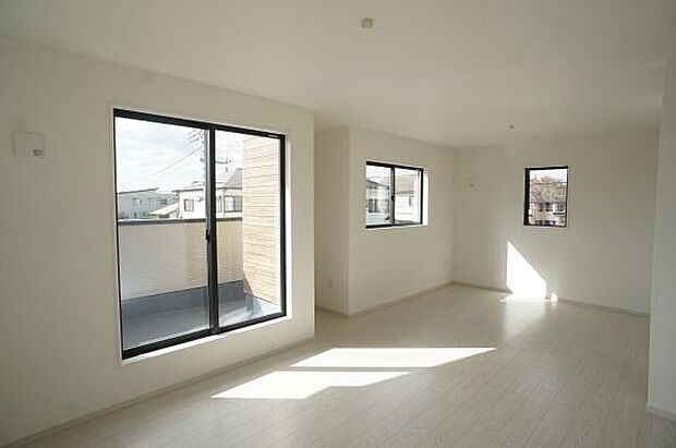 ライフスタイルに合わせて間仕切りも。