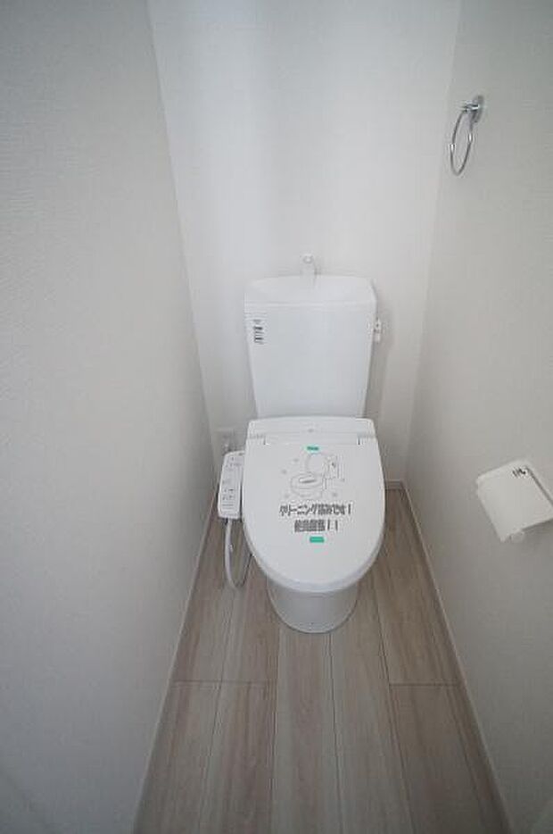 1階、2階のシャワートイレ。