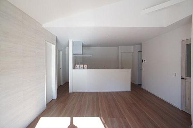 笑顔と会話が弾むダイニングスペース。