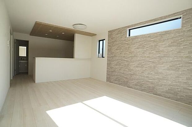 家事動線もスムーズなLDK。