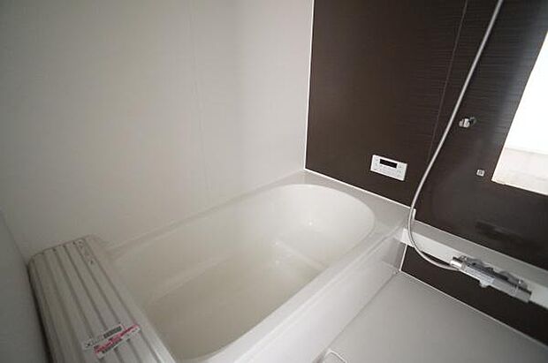 一日の疲れを癒す浴室。