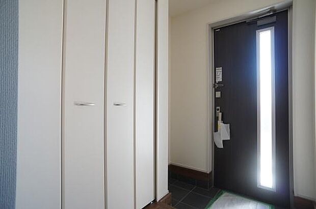 TVモニター付きインターホンが完備。